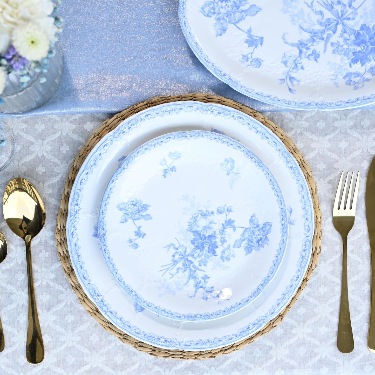 Vintage Blue Fleur Ceramic Dinner Plate