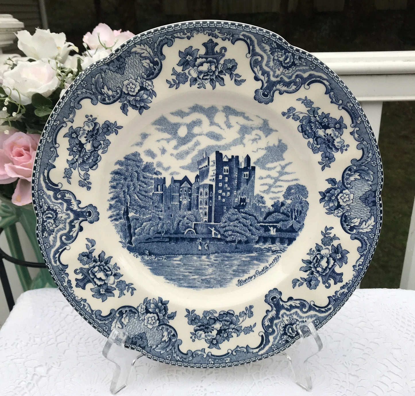 Porcelain Royal European Collection dinner plate with blue and white castle motif